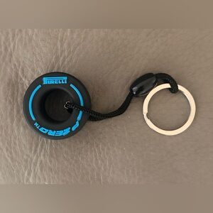 Pirelli P Zero F1 Formula One Car Racing Tire Key Chain